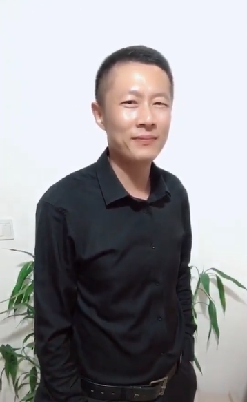 地huhi的第一张照片--福州王婆说媒